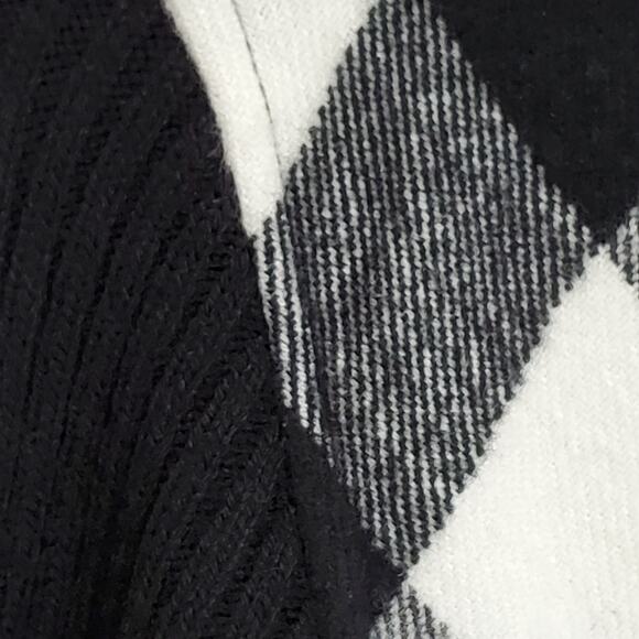 Sweater Project Black/White Plaid Blazer - Picture 5 of 7